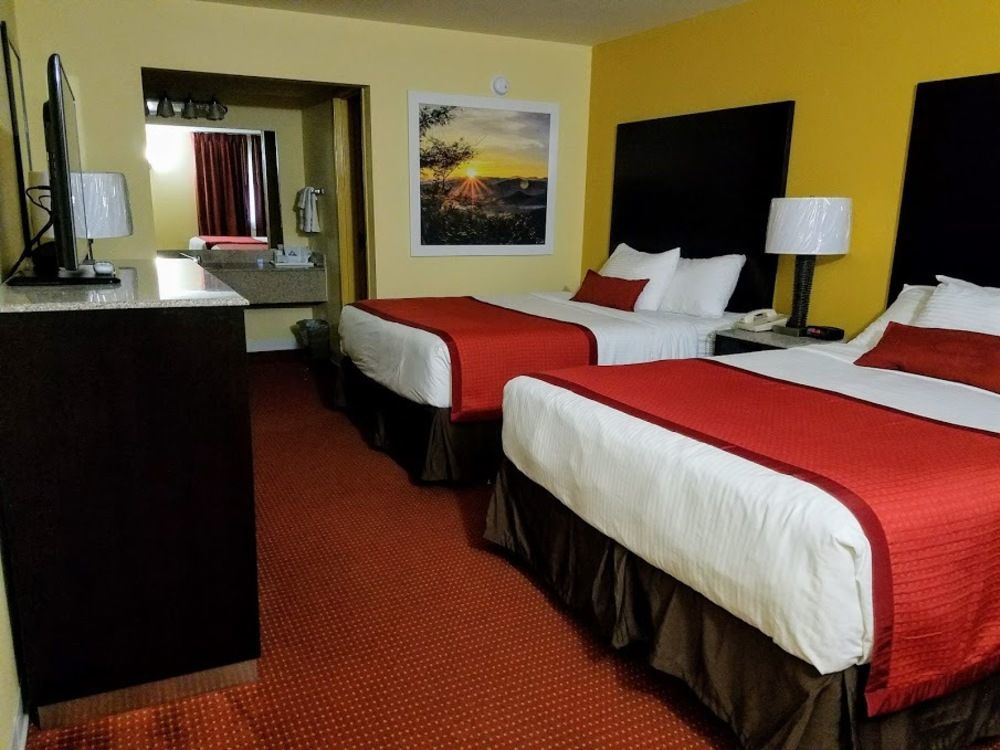 Days Inn By Wyndham Donegal Exterior photo